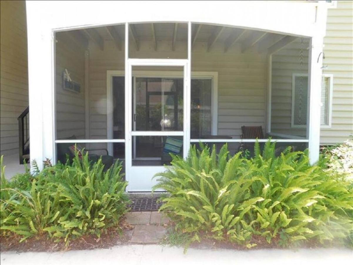 J15 Lovely Village Area Condo Sleeps 6 Comfy Very Nicely Furnished Screened In Porch St. Simons Island Exterior photo